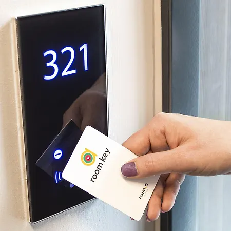 Point A Глазго