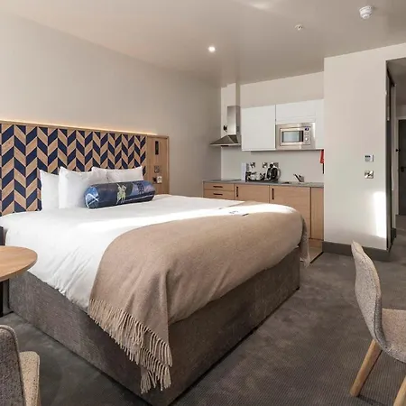 Hotel Sandman Signature 4*