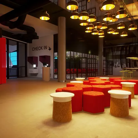 Radisson Red Hotel, Hotel 4*