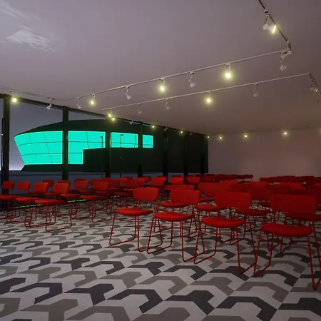 Radisson Red Hotel, Hotel 4*