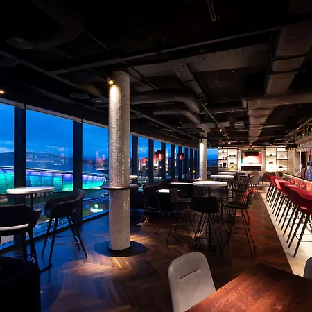 Radisson Red Hotel, 4* Glasgow