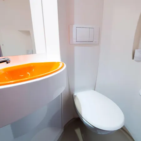 Hotel Easyhotel