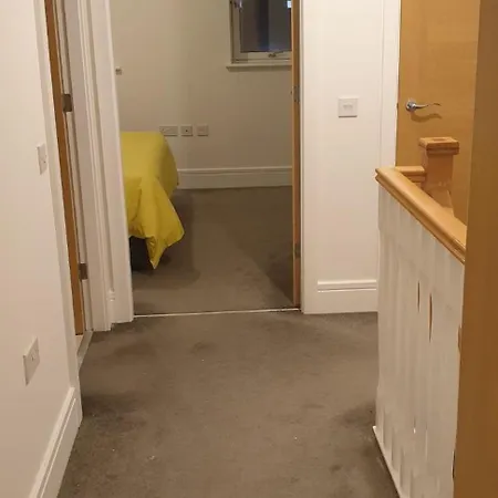 Ferienhaus Oatlands Oasis-free Parking-2 Minutes From M74