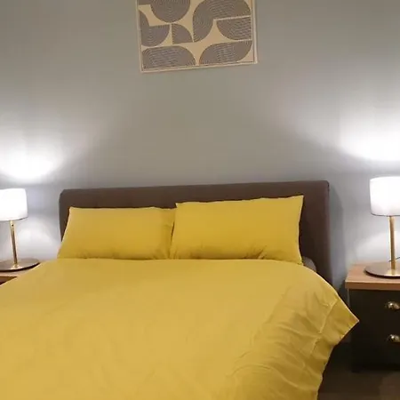 Oatlands Oasis-free Parking-2 Minutes From M74 *