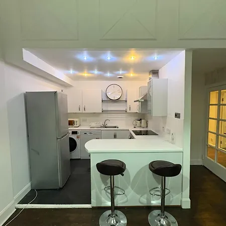 Stylish Duplex 3 Bedroom