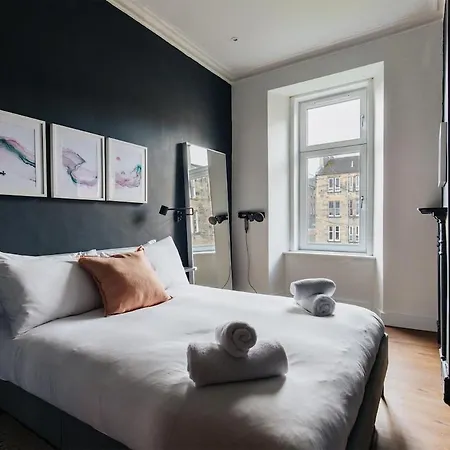 Fresh Stylish West End Flat Apartment