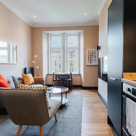 Fresh Stylish West End Flat *