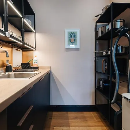 Fresh Stylish West End Flat Apartment *