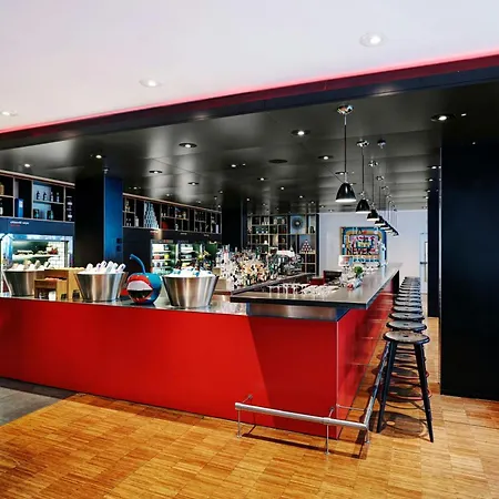 Citizenm 4*
