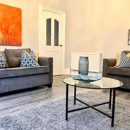 Byevo Almar - Close To And Airport - Perfect For Contractors Or Large Groups Casa vacanze *