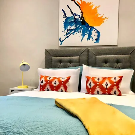 Byevo Almar - Close To And Airport - Perfect For Contractors Or Large Groups * Glasgow