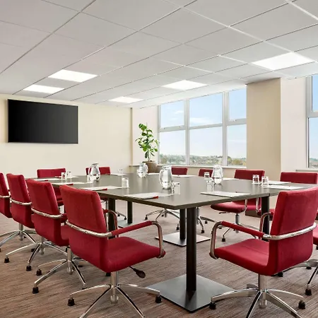 Ramada By Wyndham 3*