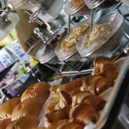 Safestay Charing Cross Otel