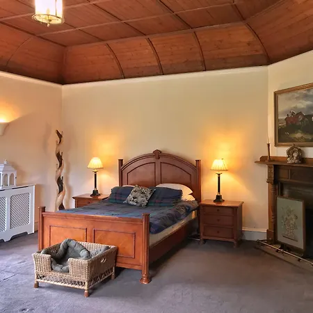 The West Highland Way Hotel