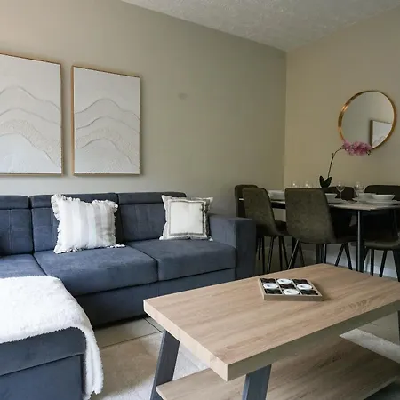 Stobhill Apartment בית נופש