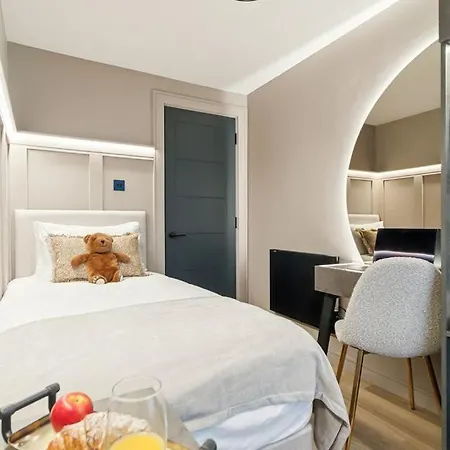 2br West End Near Botanic Gardens Apartment *