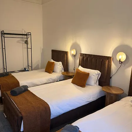 2br Flat West End Near Kelvingrove And Centre شقة