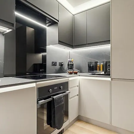 2br West End Near Botanic Gardens Apartman *