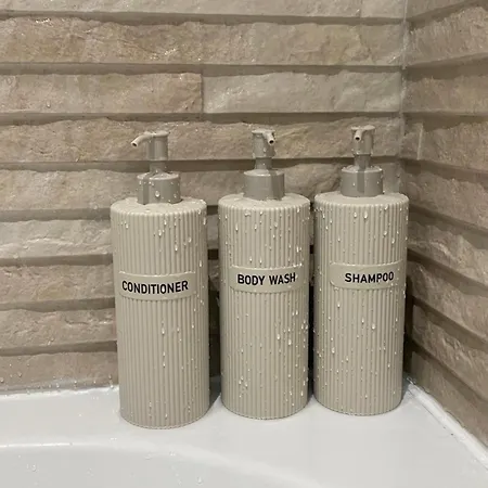 Modern In West End, Free Parking