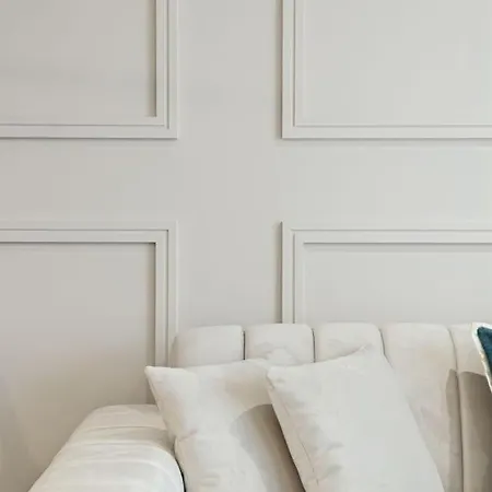 2br West End Near Botanic Gardens