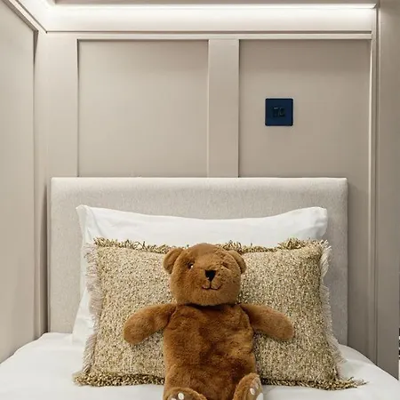 Apartment 2br West End Near Botanic Gardens