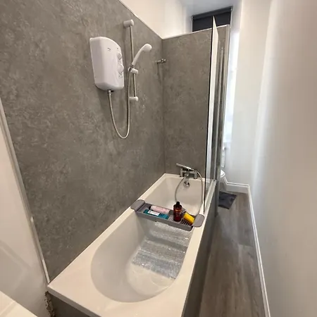 Modern 2 Bedroom Glasgow