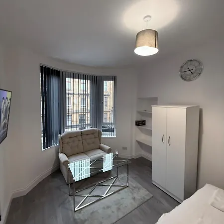 Modern 2 Bedroom Apartment Glasgow