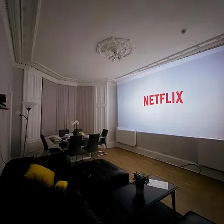 Apartamento Free Pool Table Cinema Tabletennis Airhockey *