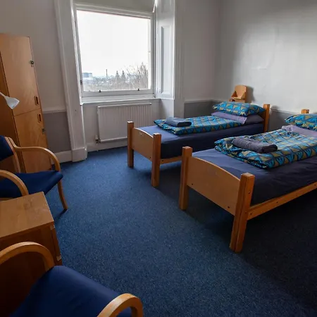 格拉斯哥青年旅馆 *