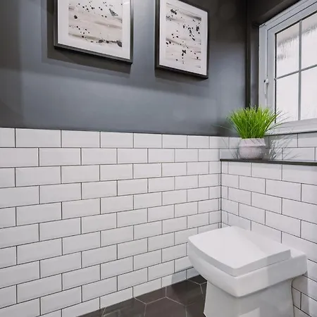 Comfysleep Aparthouse * Glasgow