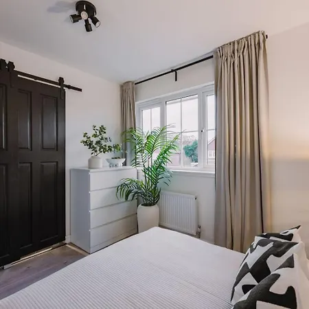 Sleepluxury Aparthouse גלאזגו