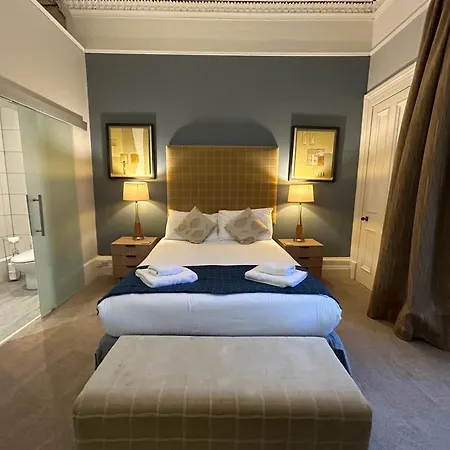 Principal - West End