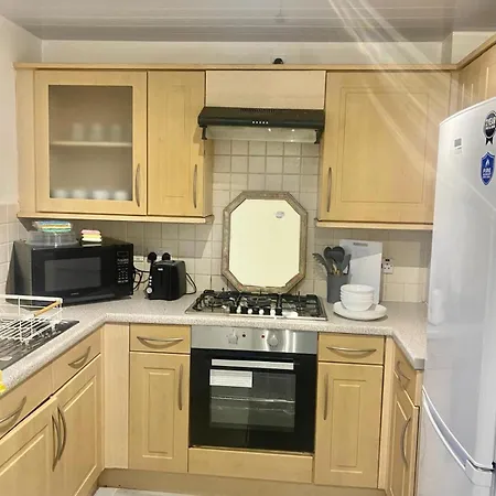 4 Bed Detached Perfect For Families & Groups غلاسغو