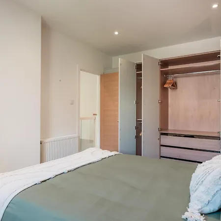 別荘 Henderson House - West End 3 Bedroom Family グラスゴー