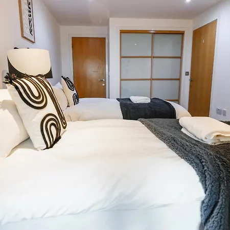 The Lancefield Luxe Feriehus