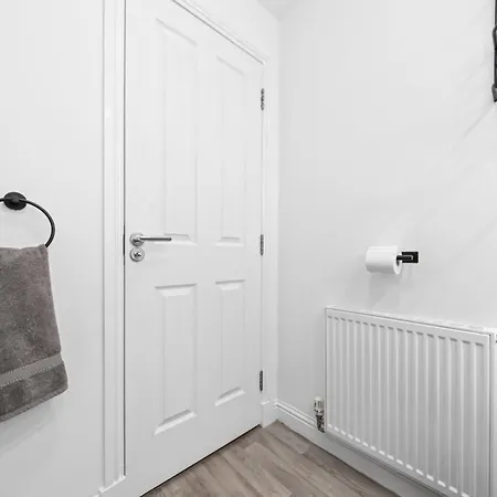 Holiday home Urban Elegance - Spacious 5-bed In *
