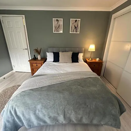 Cosy Barrowlands Stay-spacious & Free Parking Apartment *