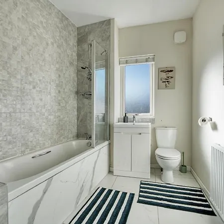 דירה Stylish And Morden 3bed House Centre גלאזגו