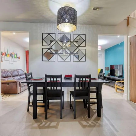 Family Getaway In Southside *