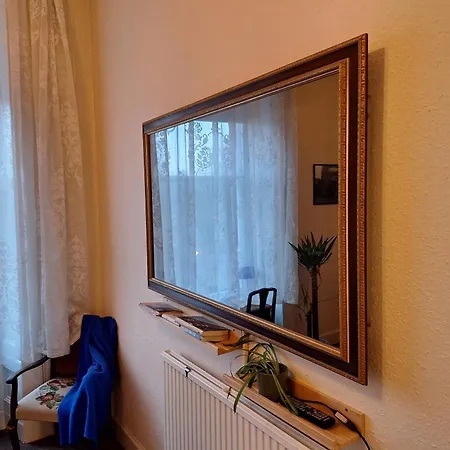 Heart Of West End Apartment, Glasgow