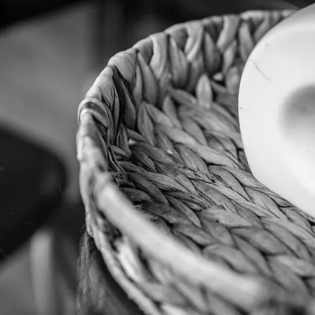 2br With Parking Near Southside And Queens Park * Glasgow