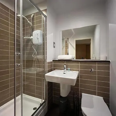 Centre Stylish Apartment *