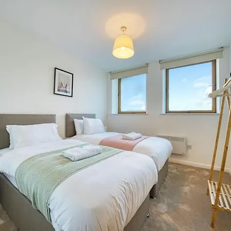Modern Luxe In Centre * גלאזגו