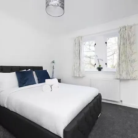Bright 3 Bed Overlooking The Clyde Sec & Hydro Apartmán *