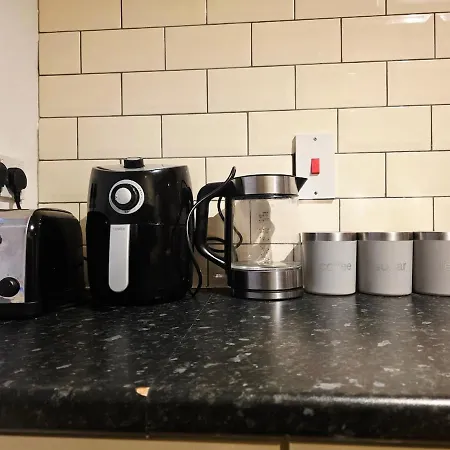 Cozy 2bed Flat In Center