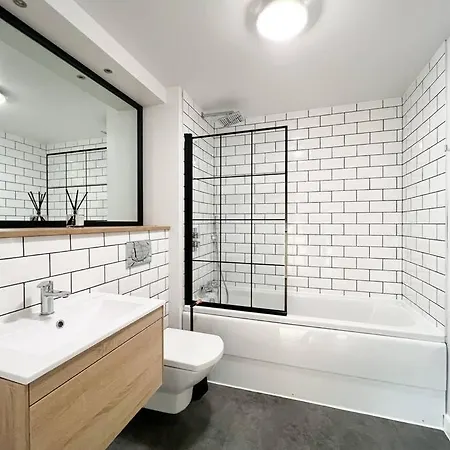 Apartment Stunning River View Centre *