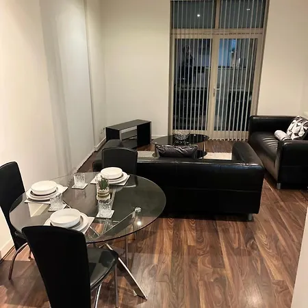Centre Luxury Apartment Glasgow
