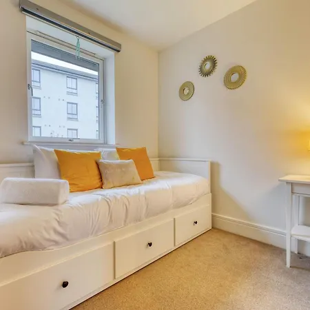 Family Getaway In Southside * Glasgow