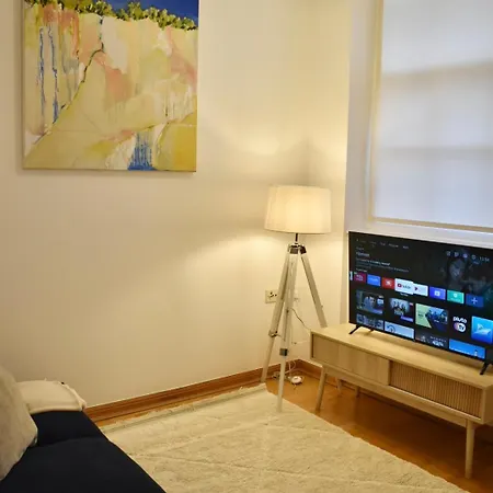 Luxury Historic City-centre Flat & Free Parking Apartamento *