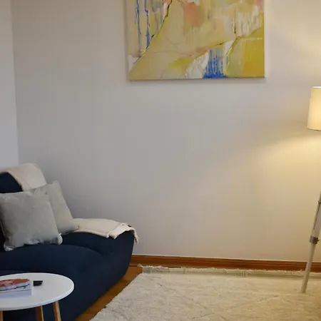 Luxury Historic City-centre Flat & Free Parking *